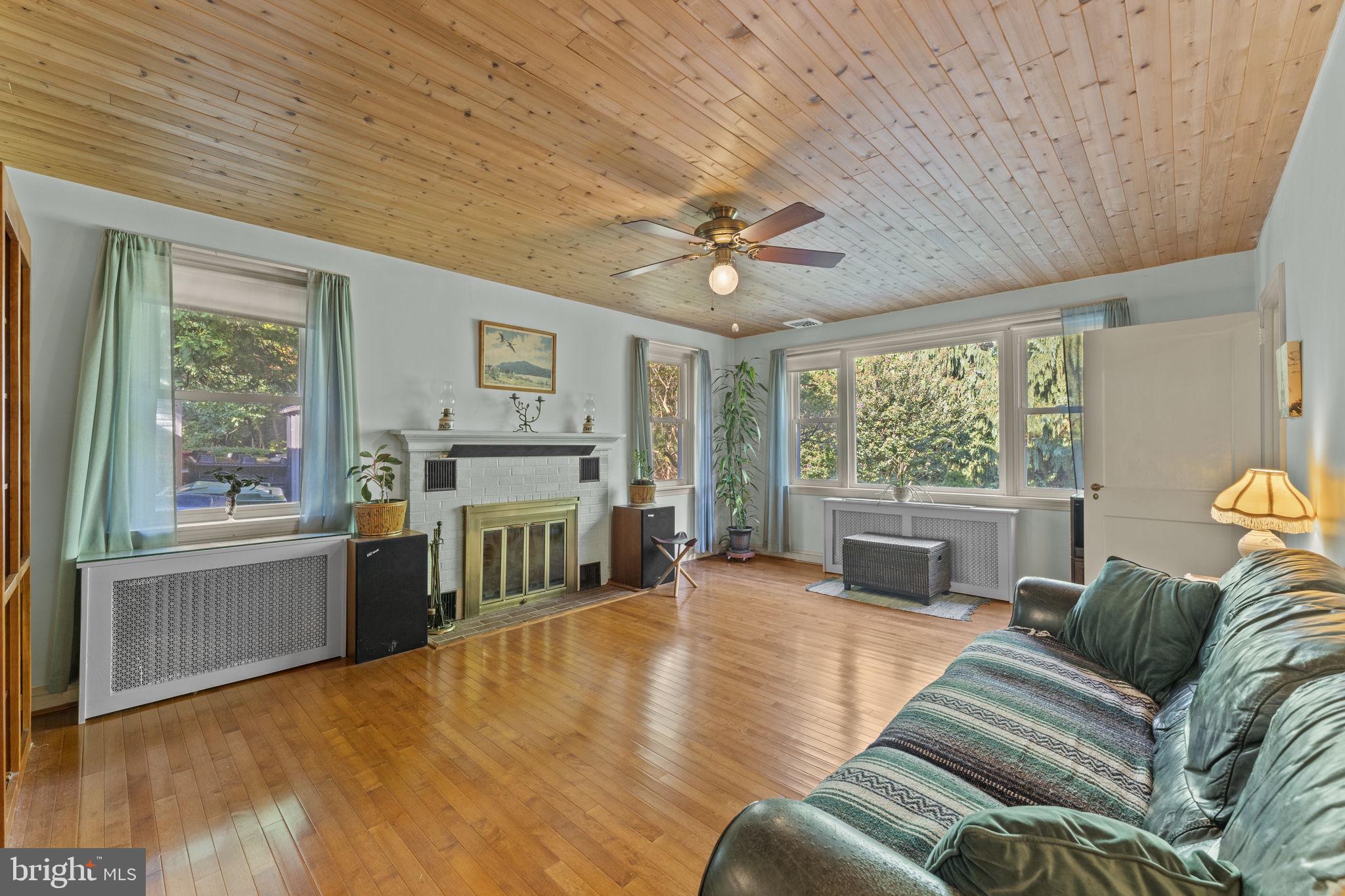 1485 Mundock Road Dresher, PA 19025 - Photo 18 of 58