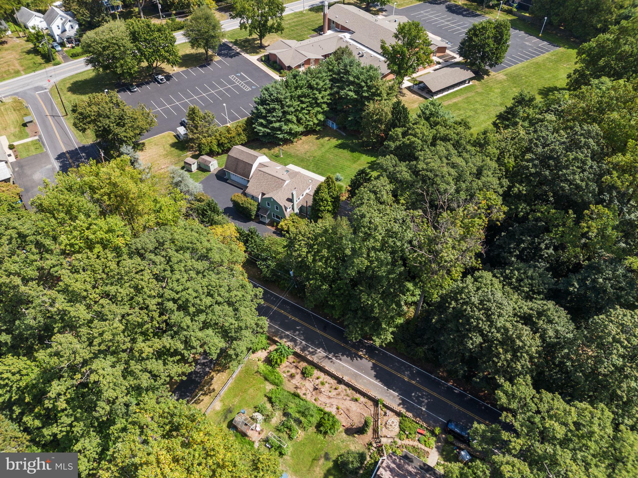 1485 Mundock Road Dresher, PA 19025 - Photo 8 of 58