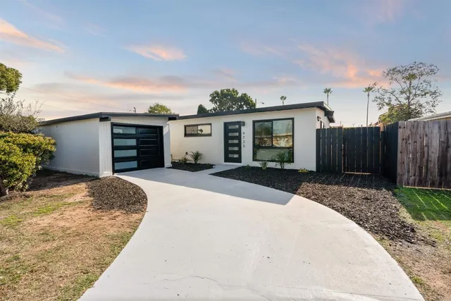 $999,000 | 4725 Conrad Avenue, San Diego, CA 92117