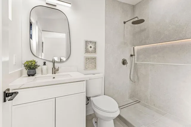 $999,000 | 4725 Conrad Avenue, San Diego, CA 92117