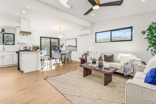 $999,000 | 4725 Conrad Avenue, San Diego, CA 92117