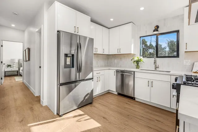 $999,000 | 4725 Conrad Avenue, San Diego, CA 92117