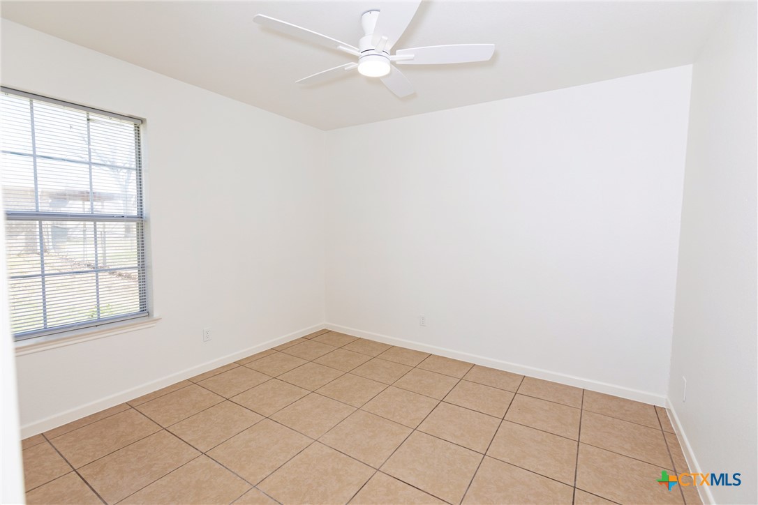 809 Steven Street Troy, TX 76579 - Photo 20 of 35