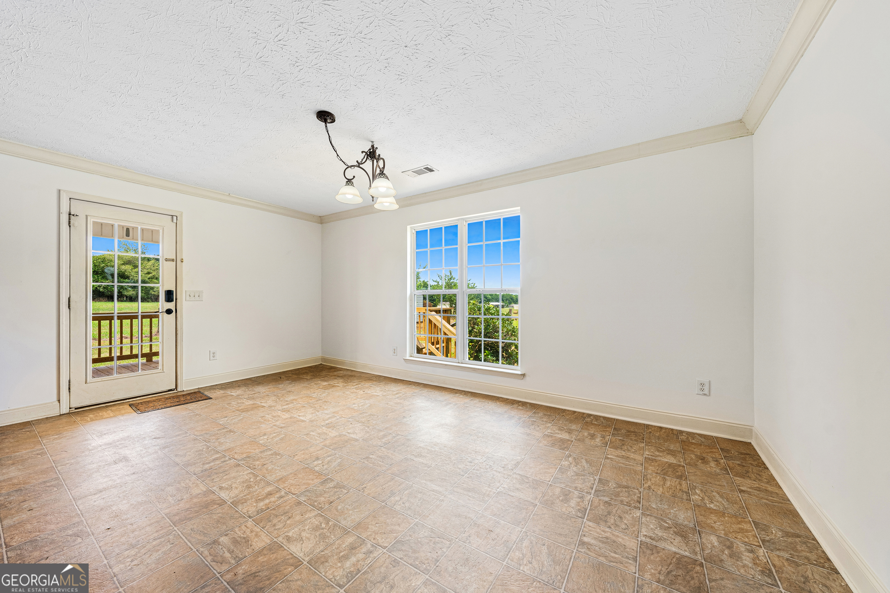 3030 Pulliam Mill Road Dewy Rose, GA 30634 - Photo 15 of 44