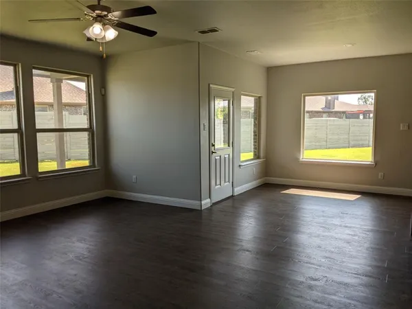 $3,000 | 108 Gannet Trail, Argyle, TX 76226