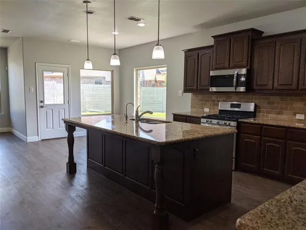 $3,000 | 108 Gannet Trail, Argyle, TX 76226