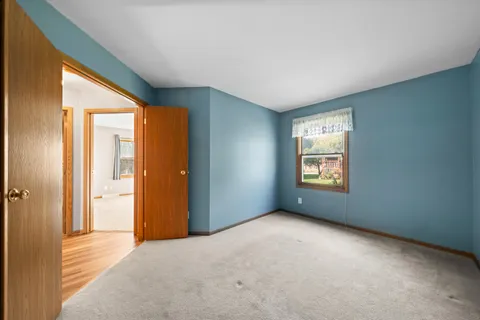 $375,000 | 933 Freeman Street, Genoa City, WI 53128