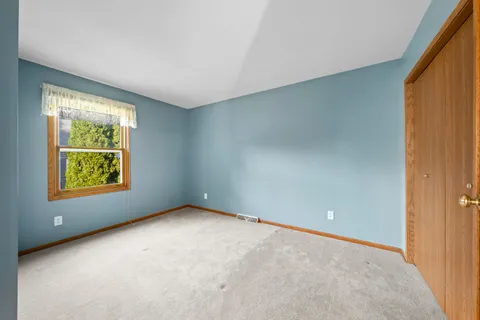 $375,000 | 933 Freeman Street, Genoa City, WI 53128