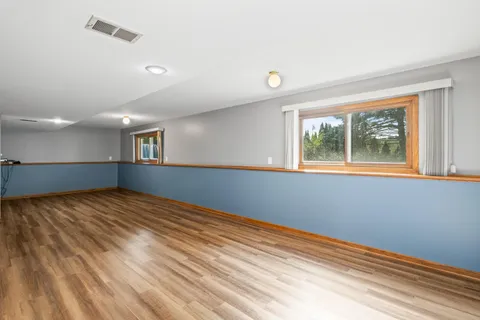 $375,000 | 933 Freeman Street, Genoa City, WI 53128