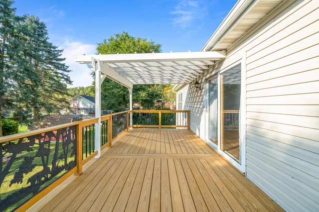 $369,900 | 933 Freeman Street, Genoa City, WI 53128