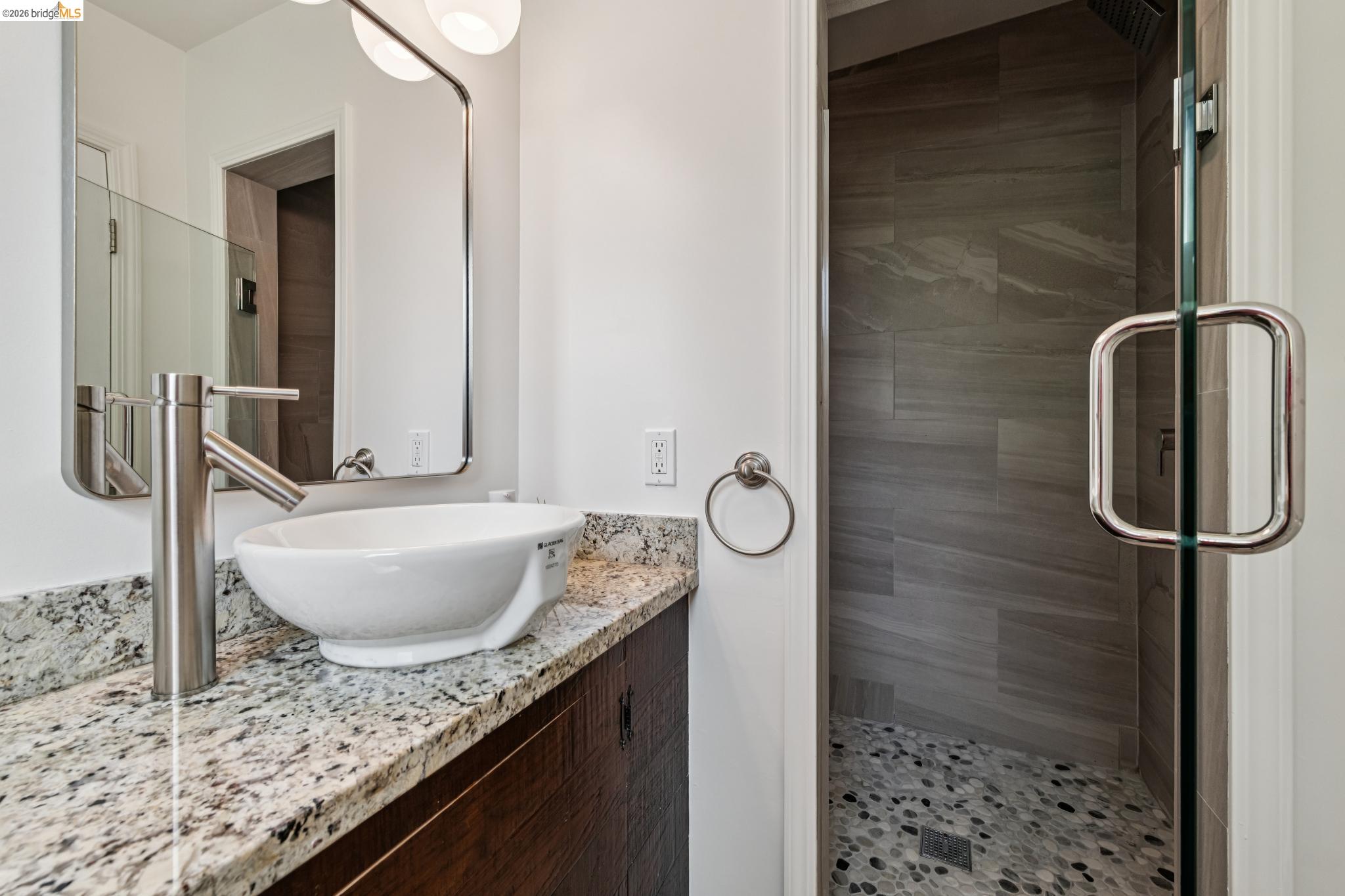 6281 Aspinwall Road Oakland, CA 94611 - Photo 54 of 71