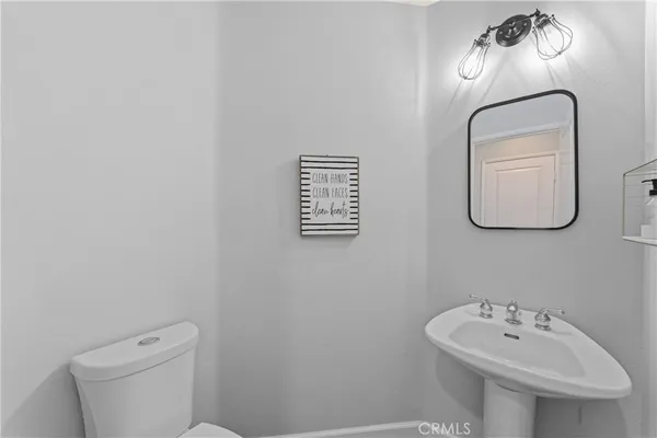 $749,900 | 27740 Elkwood Lane, Castaic, CA 91384