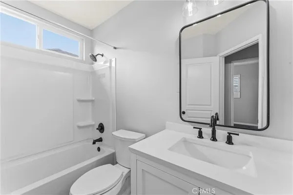 $749,900 | 27740 Elkwood Lane, Castaic, CA 91384