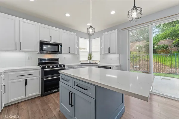 $749,900 | 27740 Elkwood Lane, Castaic, CA 91384