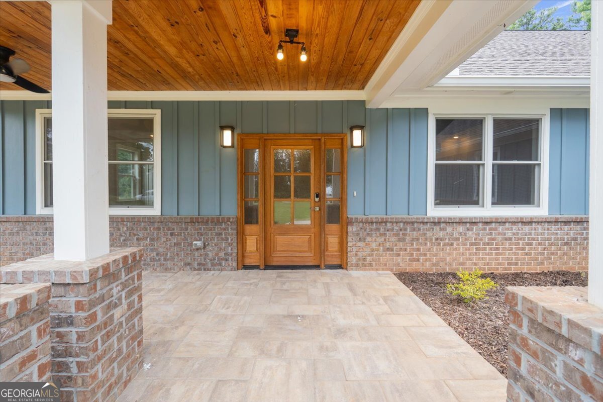 1251 Wilson Road Madison, GA 30650 - Photo 2 of 53