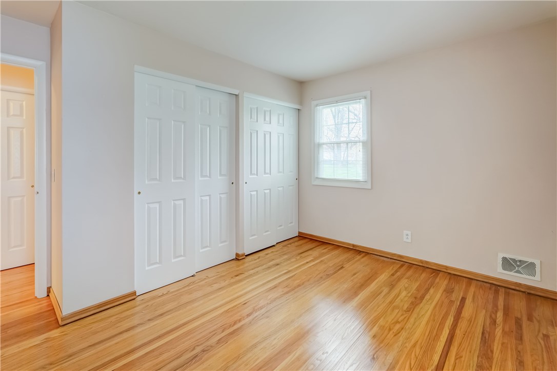 94 Tomahawk Trail Henrietta, NY 14467 - Photo 23 of 36