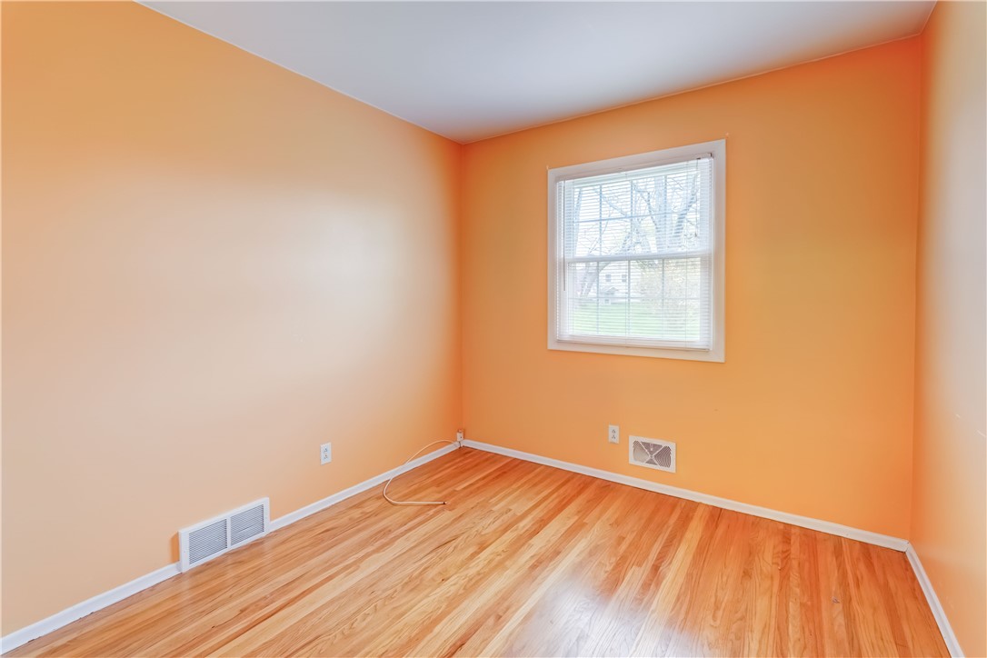 94 Tomahawk Trail Henrietta, NY 14467 - Photo 24 of 36