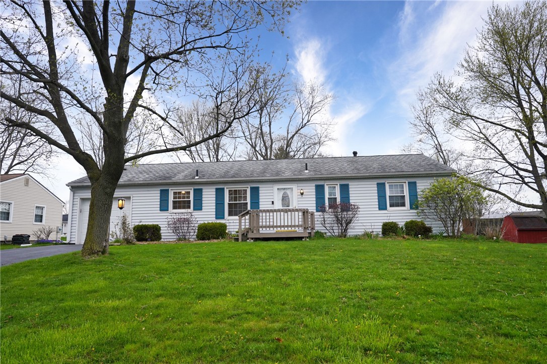 94 Tomahawk Trail Henrietta, NY 14467 - Photo 3 of 36