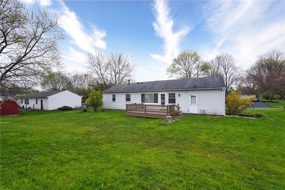 94 Tomahawk Trail Henrietta, NY 14467 - Photo 34 of 36