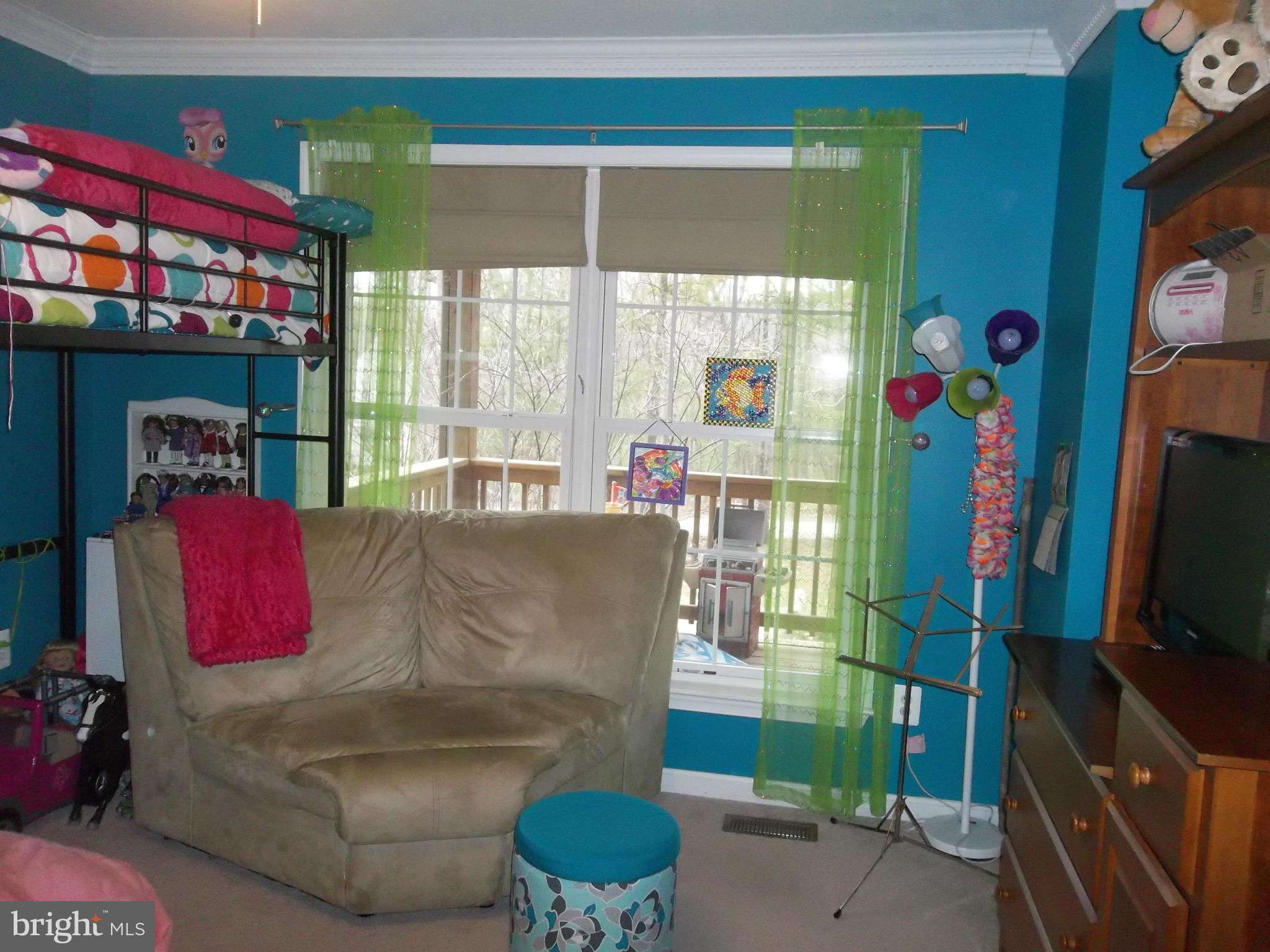 190 Hickory Road Front Royal, VA 22630 - Photo 21 of 27 Bedroom
