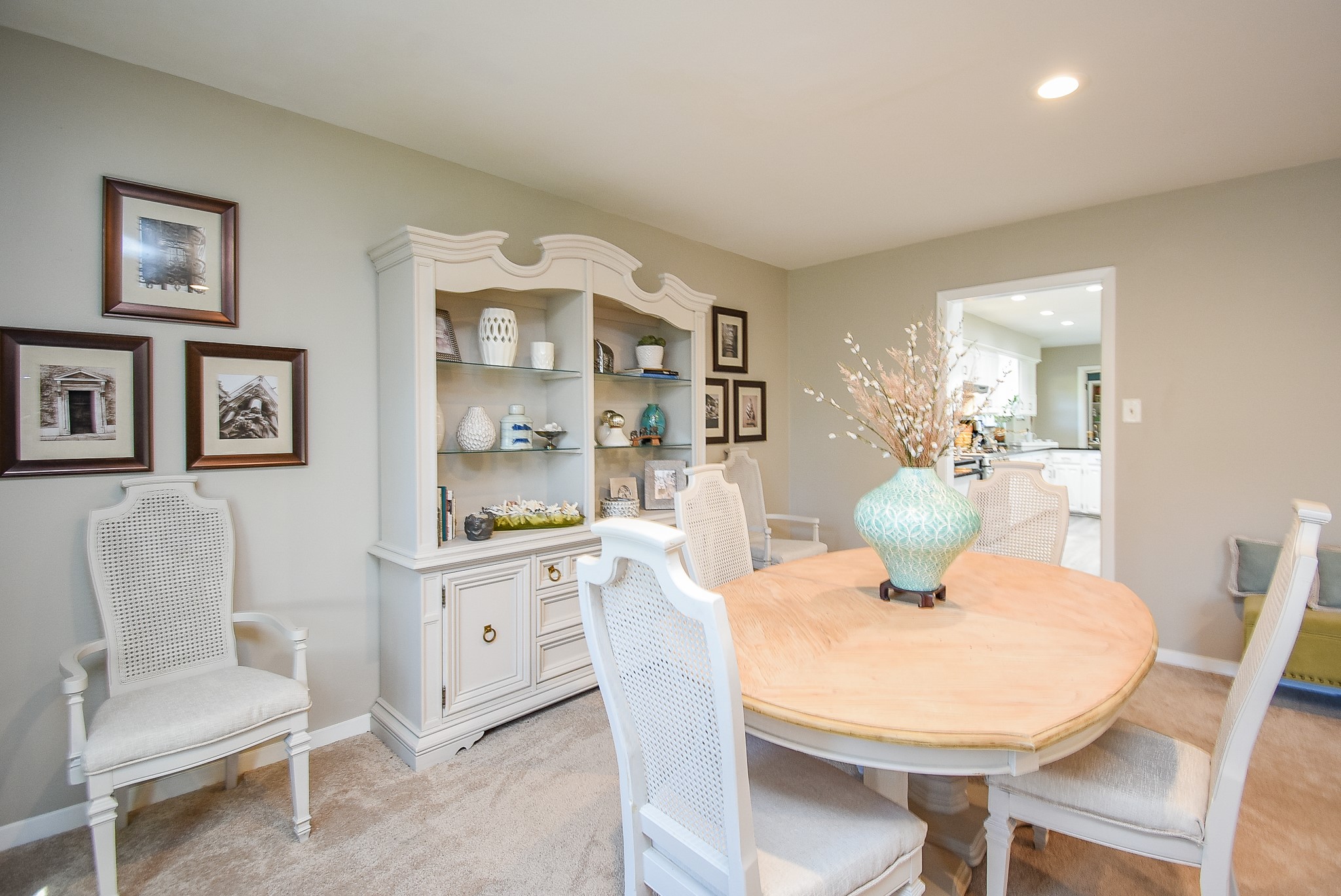 2146 17th Street Hempstead, TX 77445 - Photo 12 of 50 a dining room with furniture and window