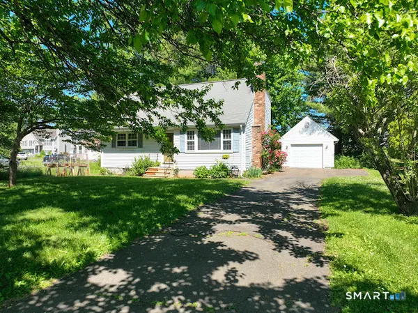 $389,900 | 90 Old Brickyard Lane, Berlin, CT 06037