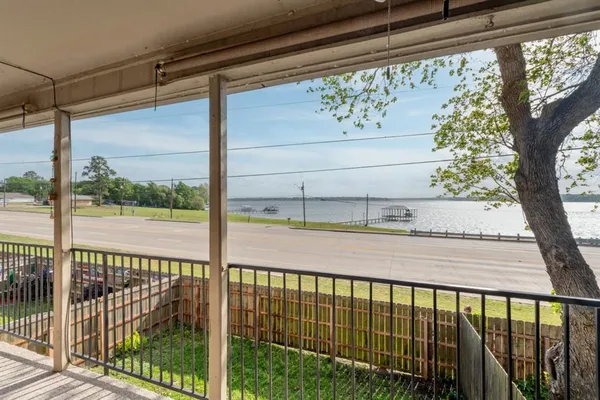 $140,000 | 849 Gun Barrel Lane, Unit G7, Gun Barrel City, TX 75156