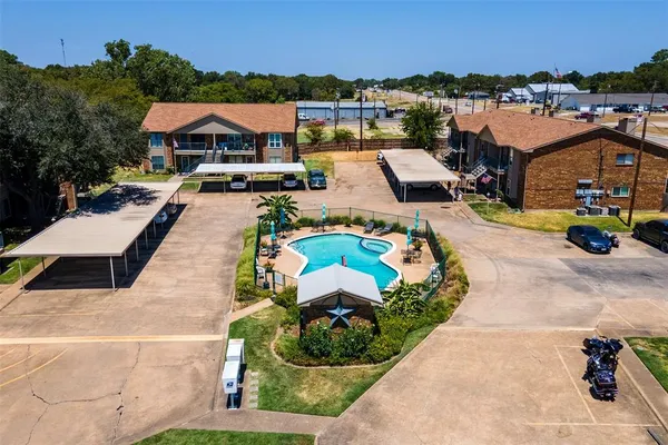 $140,000 | 849 Gun Barrel Lane, Unit G7, Gun Barrel City, TX 75156