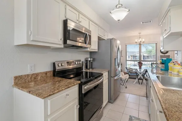 $140,000 | 849 Gun Barrel Lane, Unit G7, Gun Barrel City, TX 75156