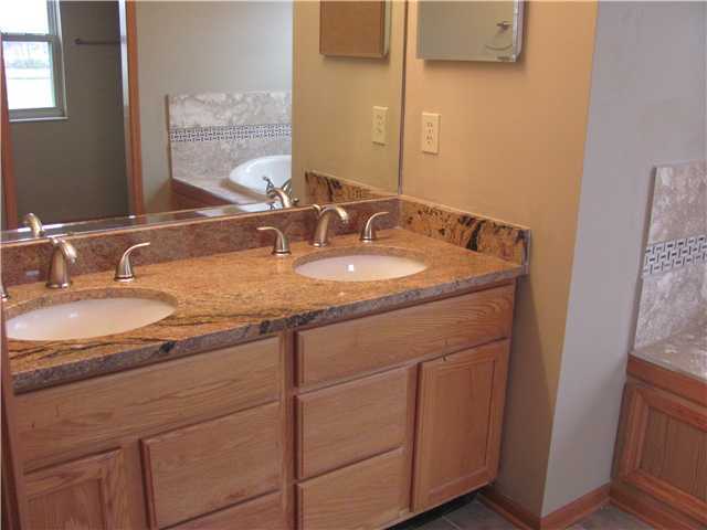 5475 South Section Line Road Delaware, OH 43015 - Photo 9 of 23 Gallery Image 9