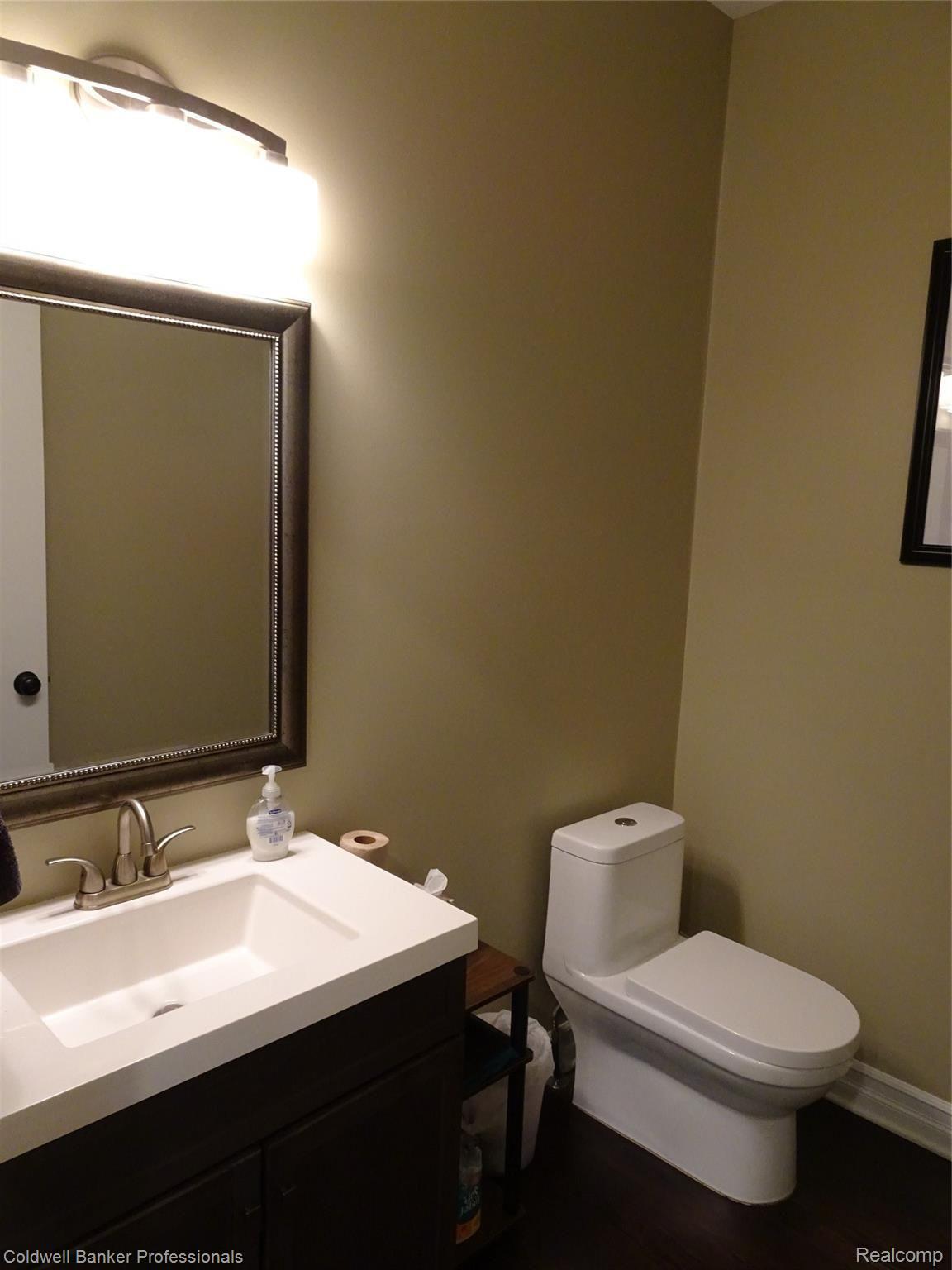 2729 Harrison Avenue Rochester, MI 48307 - Photo 21 of 53 DSC05525.JPG