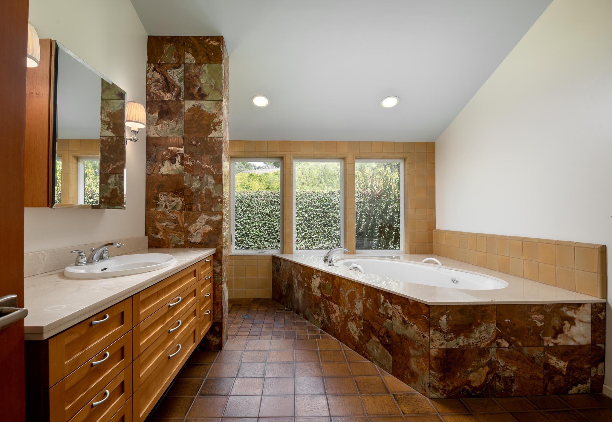 2040 Las Canoas Ridge Way Santa Barbara, CA 93105 - Photo 15 of 57 Primary Bathroom