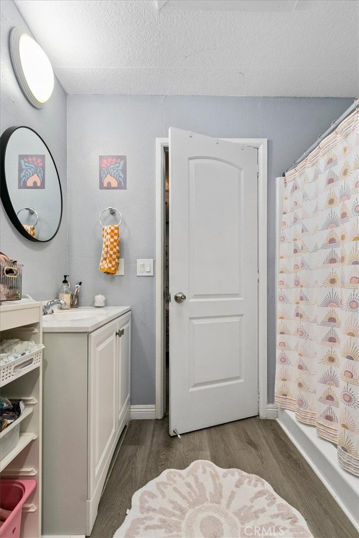 42370 Lilac Lane Anza, CA 92539 - Photo 29 of 63 Bathroom 2