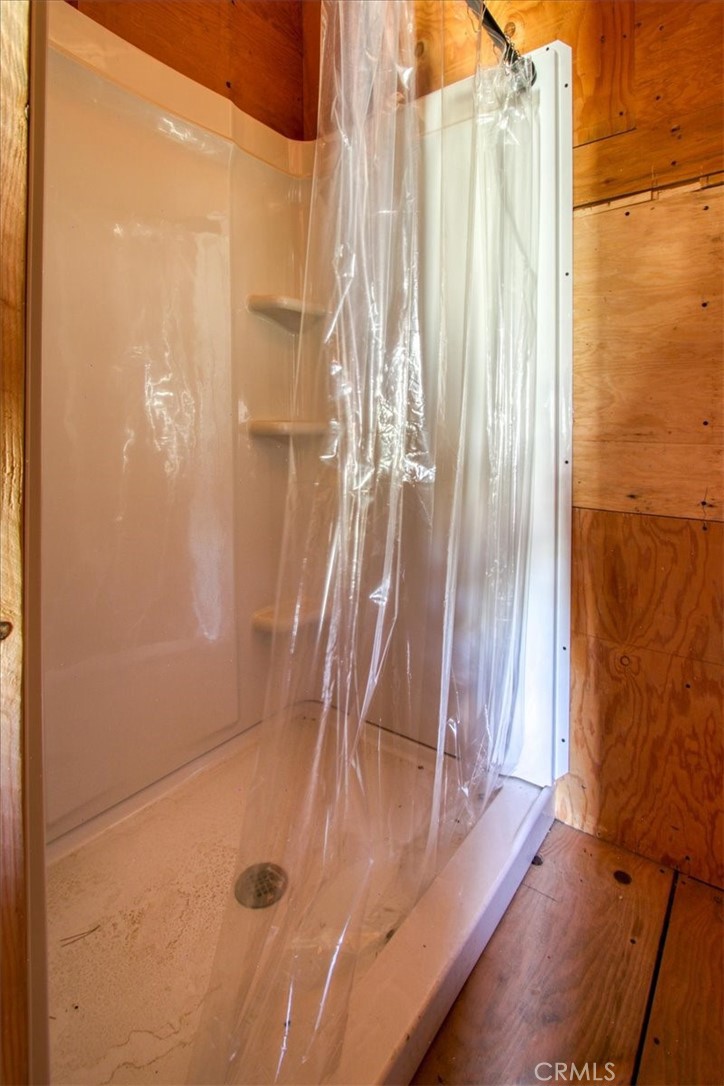 42370 Lilac Lane Anza, CA 92539 - Photo 40 of 63 Workshop Bathroom