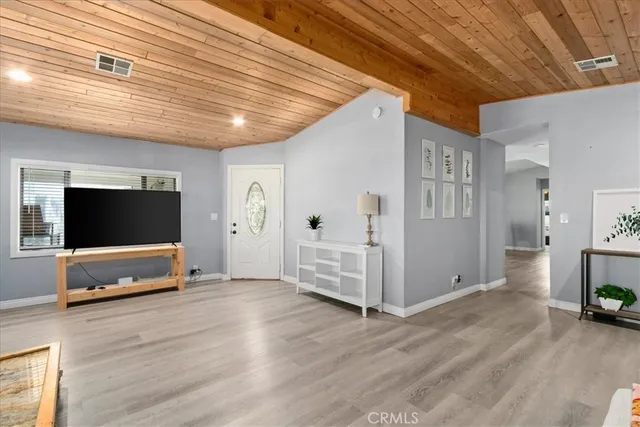 a view of a livingroom with furniture