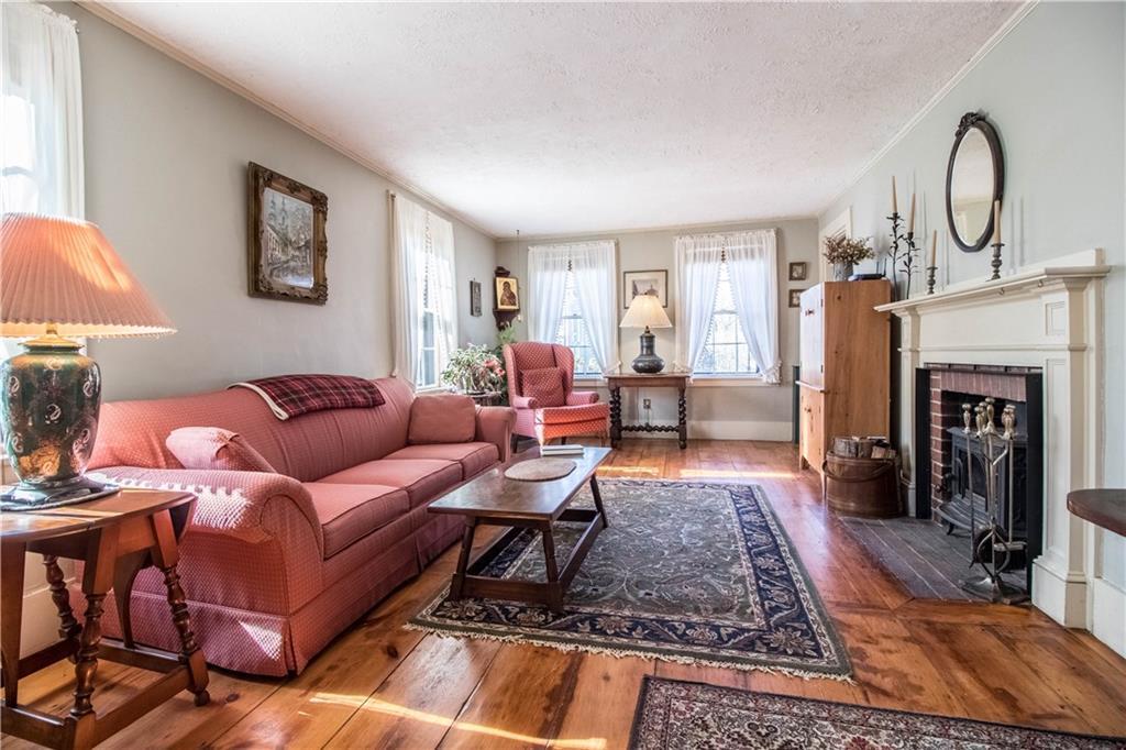 149 Alfred Road Kennebunk, ME 04043 - Photo 5 of 21 Photo