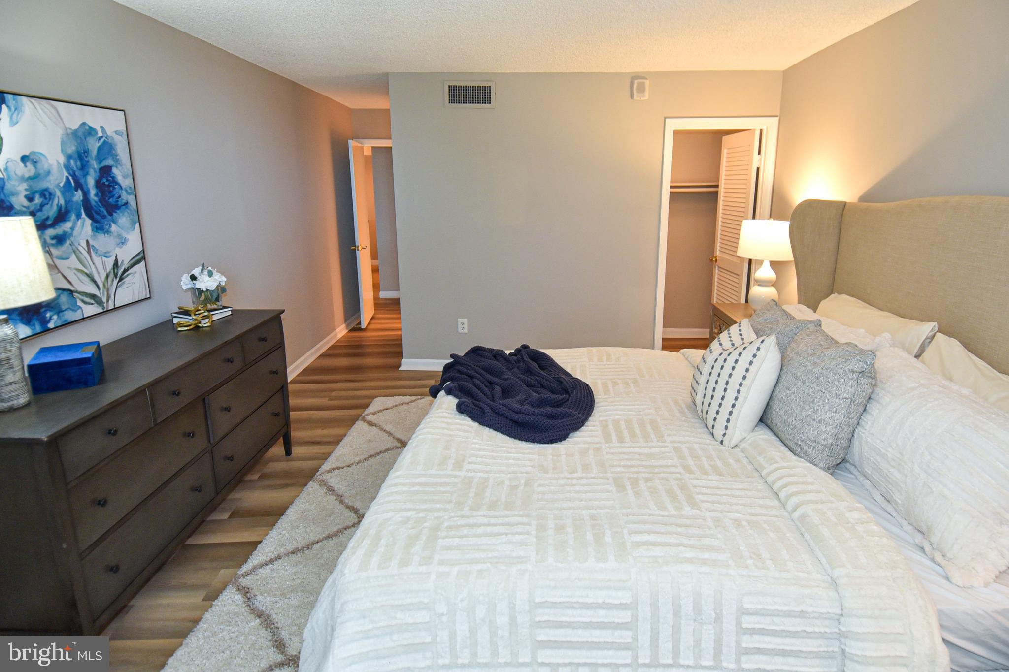 1101 South Arlington Ridge Road, Unit 305 Arlington, VA 22202 - Photo 34 of 57 2nd Bedroom with view of walk-in closet