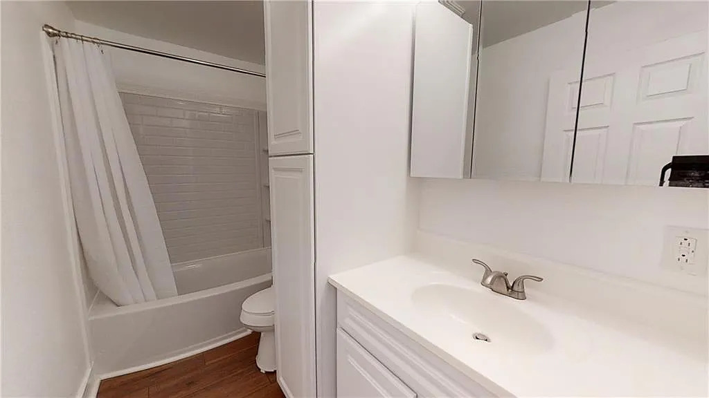 3121 Ruckle Street Indianapolis, IN 46205 - Photo 13 of 15 Gallery Image 13