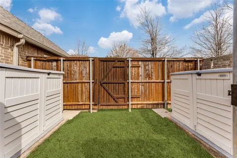 $425,000 | 11900 Joplin Lane, Fort Worth, TX 76108