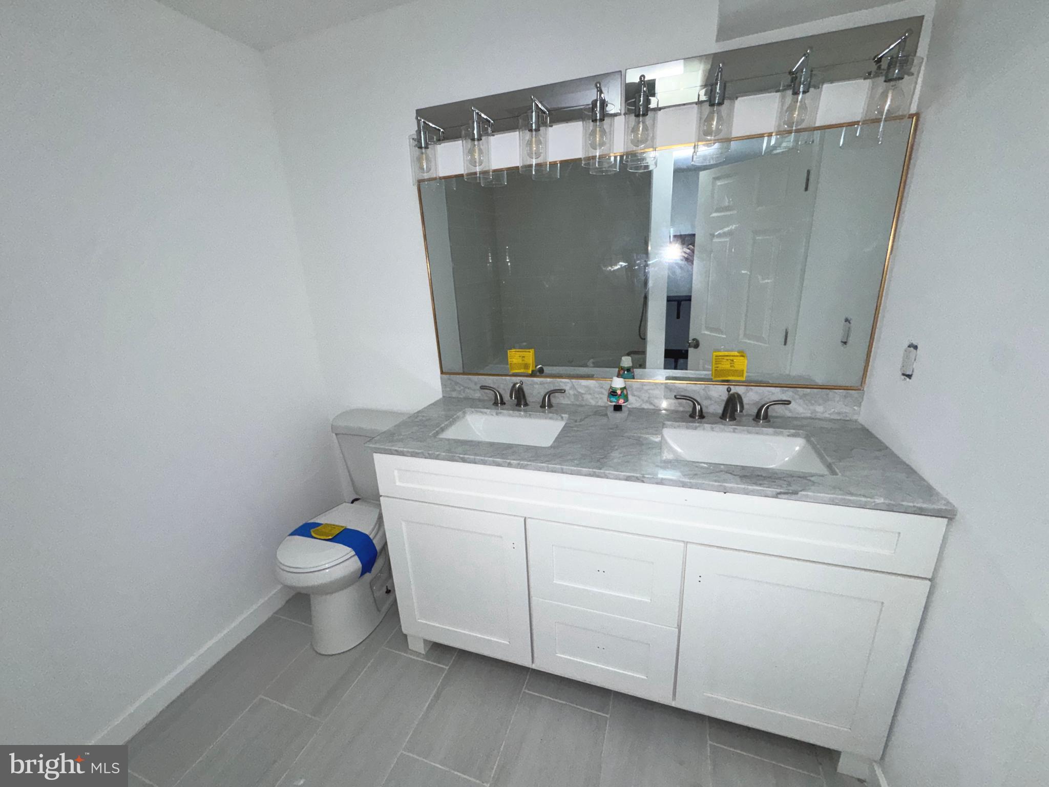 22 Princeton Avenue Ridley Park, PA 19078 - Photo 32 of 41 Full bathroom - main level primary suite