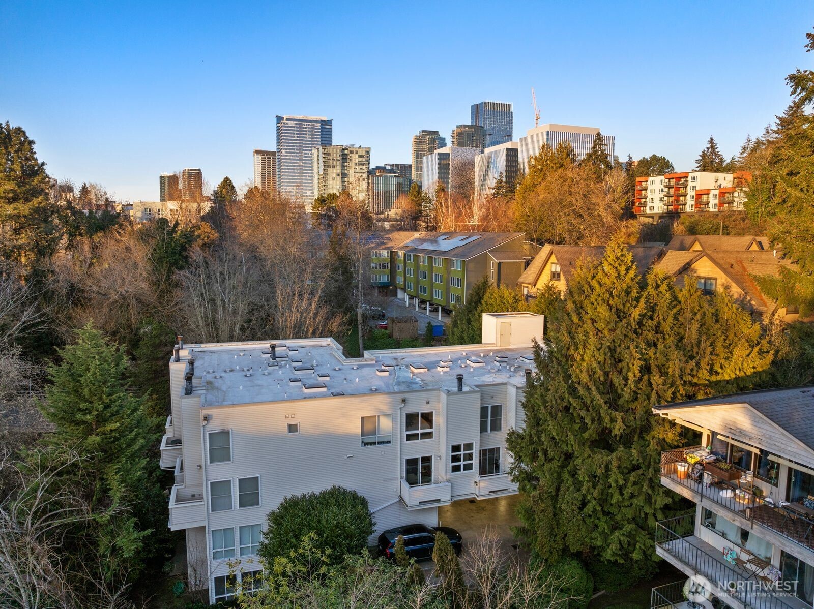 10237 Southeast 3rd Street, Unit 5 Bellevue, WA 98004 - Photo 31 of 35