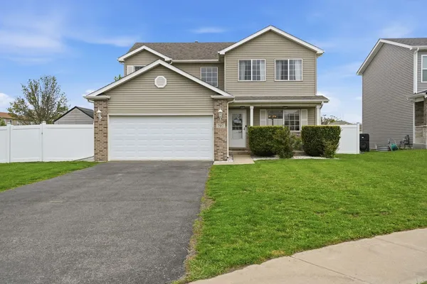 $317,000 | 797 Kyle Court, Braidwood, IL 60408