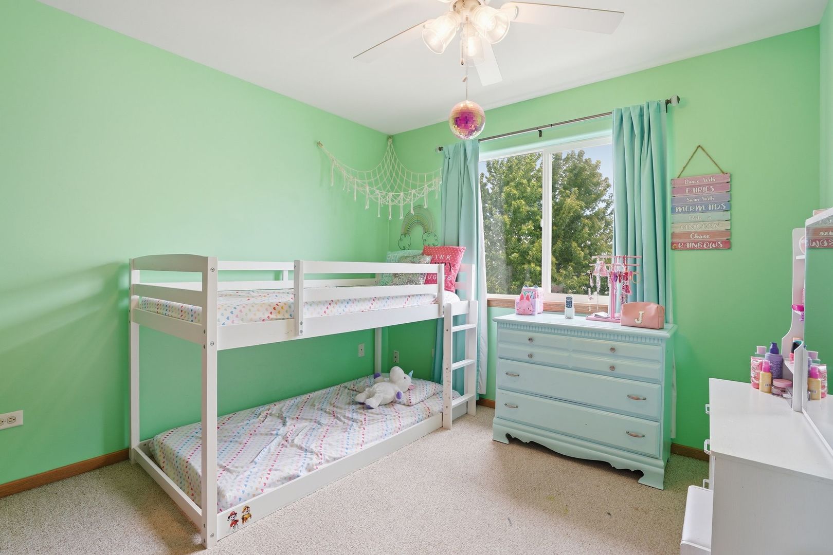 797 Kyle Court Braidwood, IL 60408 - Photo 18 of 33 a room with toys and a large window
