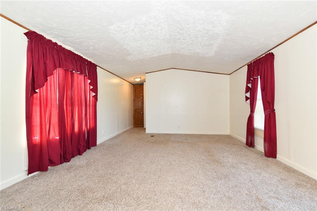 421 Wil O Pat Road Reidsville, NC 27320 - Photo 6 of 26