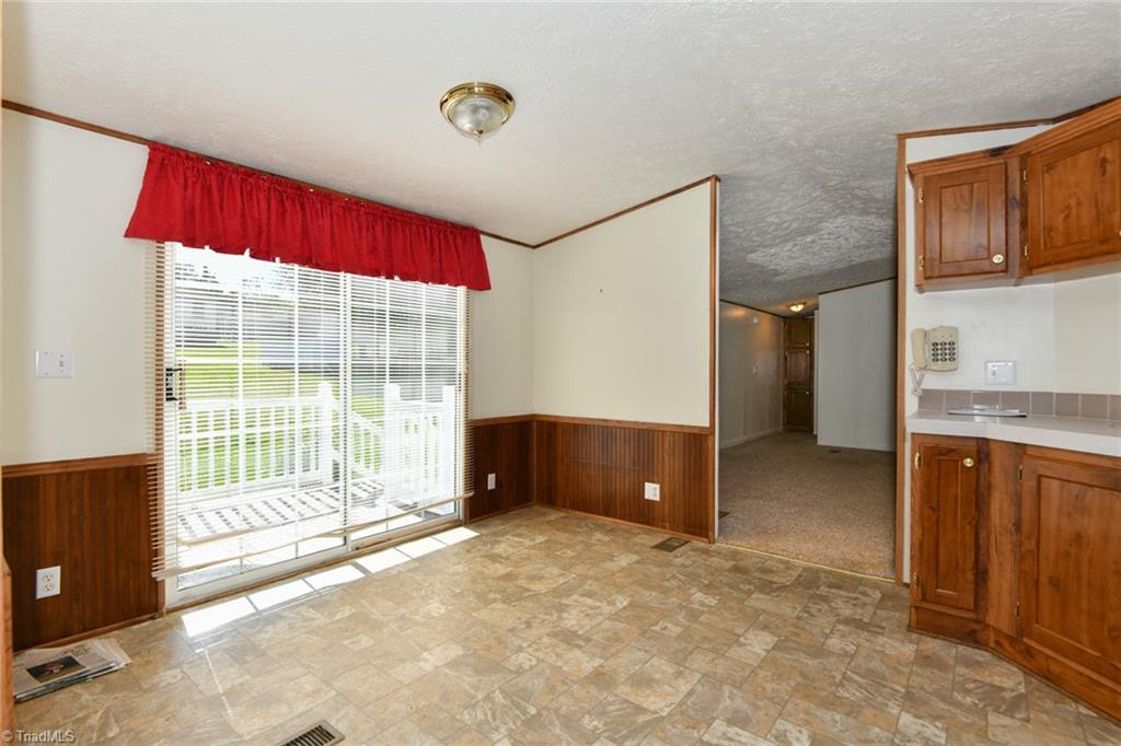 421 Wil O Pat Road Reidsville, NC 27320 - Photo 9 of 26