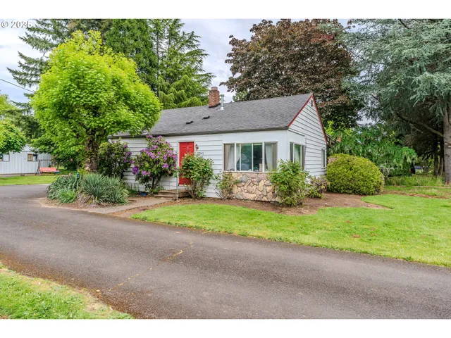 $650,000 | 17941 Southeast Main Street, Portland, OR 97233