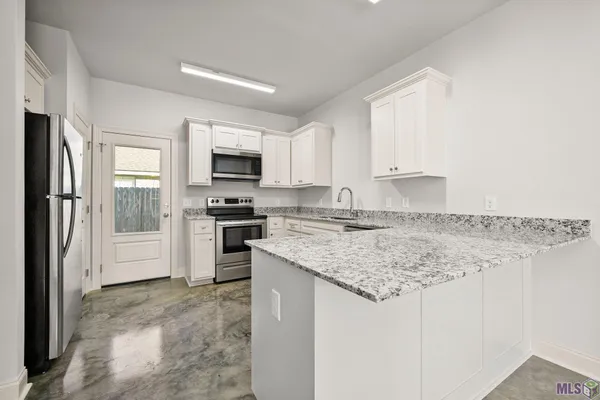 $1,400 | 30080 Mayer Street, Unit 63, Walker, LA 70785