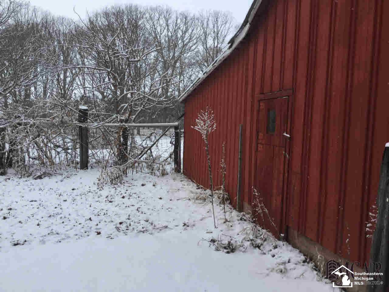 8540 Covert Road Petersburg, MI 49270 - Photo 25 of 31 21397047-24.JPG
