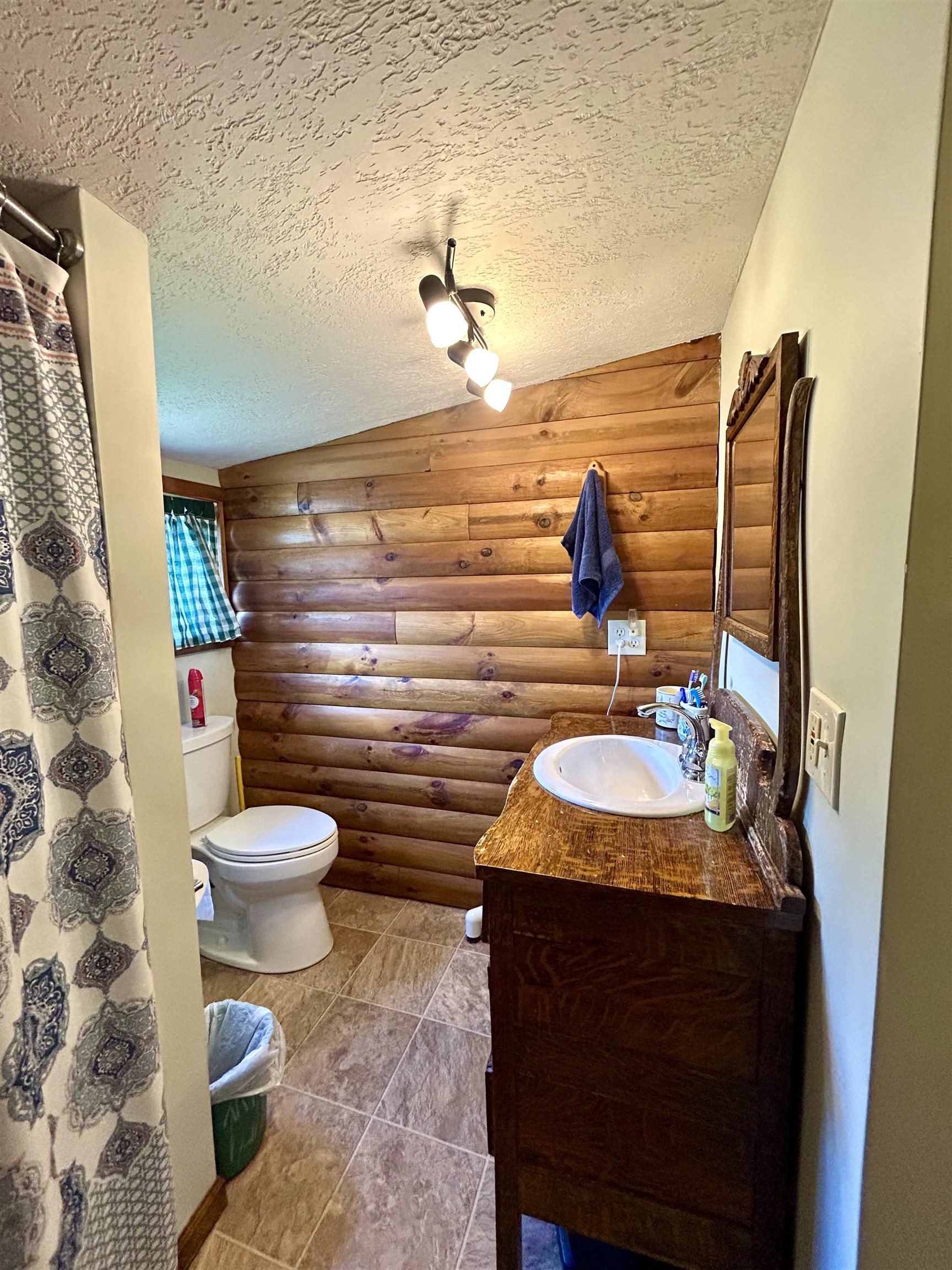 9312 Elizabeth Road Houghton Lake, MI 48629 - Photo 17 of 27