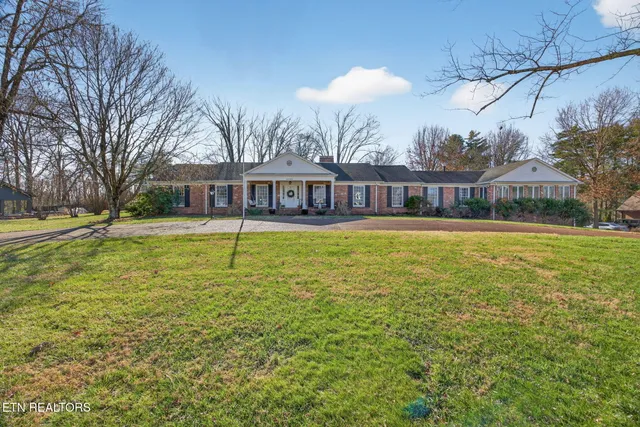 $899,000 | 1033 Robin Lane, Cookeville, TN 38501
